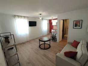 Charming apartment in the heart of Narbonne - Image 2