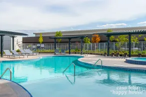 Casa Feliz · Lakeside 2BR w/ Rooftop Pool+Hot Tub - Image 3