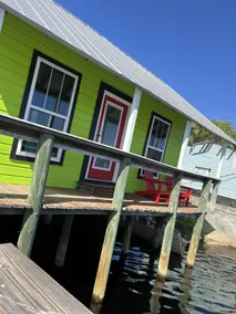 Nauti Hookers Cabin on the water w/boat slip - Image 2