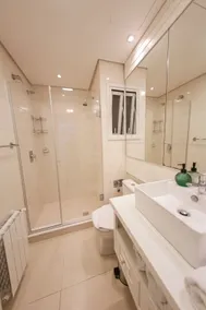 Gramado CENTER luxury apartment BEAUTIFUL HOMELAND - Image 4