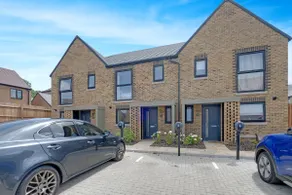 Stylish New 3Bed House - Image 2