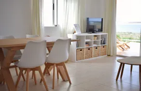Oceanfront apartment - Image 5