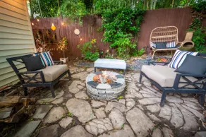 Pomegranate Place Cottage in the Heart of Atlanta - Image 2