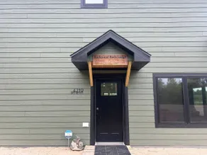 Racks & Rods Lodge - Image 2