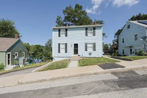 Renovated Lakefront 5BR • Sunsets • Sleeps 10-12 - Image 4