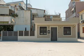 Modern house Katoikia Pyrgos - Image 2