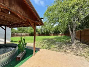 Farmhouse Charm - Pool+Big Yard - Image 3
