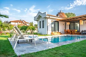 Vacation - Honeymoon House - Image 4