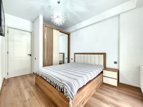Bright Flat with Big Balcony - Image 4