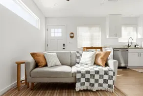 2 Bedrooms, Sleeps 4, 10 Min to Sofi & LAX - Image 2