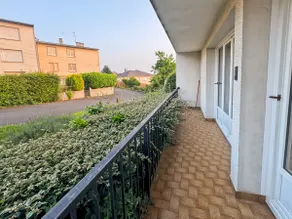 Ground floor, secure parking, 2 bedrooms, 68 m², wifi - Image 5