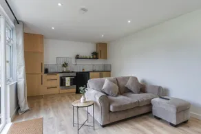 Peaceful Private Annexe w/ Driveway Parking - Image 3