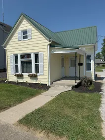 Cozy Home Close to Santa Claus, IN - Image 5
