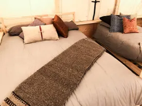 Canvas Cabin - Image 5