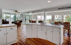 East Bay Cottage - Image 4