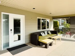Lake View Gem with Huge Patio - Image 5