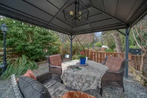 Large 2 bedroom suite with backyard - Image 3