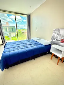 Beautiful, safe, private residential house with an open space - Image 4