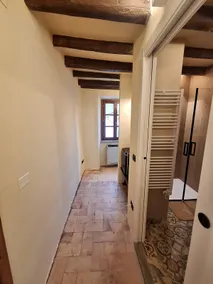 Large Room with Modern Bathroom - Image 2