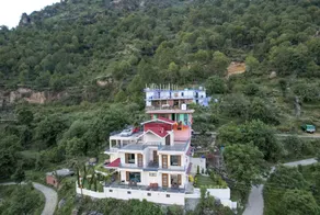 3-bedroom villa in awesome Kasauli with WiFi - Image 3