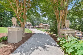 Lake Escape with Largest 2-Story Dock on Lanier - Image 3