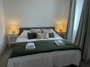 Apartment 8: Joyce Block - Image 5