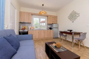 Olive House 3 - Image 3
