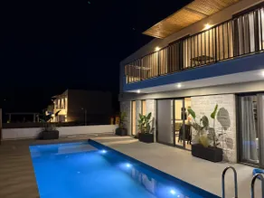 Sunrise Village Aptera Private Pool Villa - Image 5