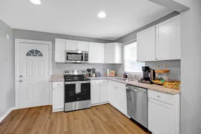 Avail for MLK, King Bed, Kid-Friendly, Fire Pit - Image 4