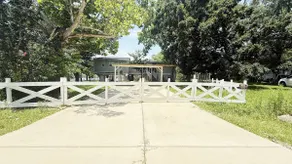 Welcome to our Lake House - Image 4