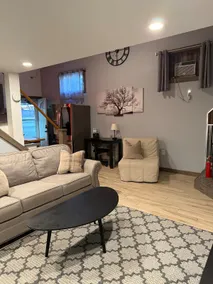 Galesburg Modern Loft - Image 5