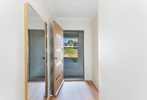 MV-Giraffe 4 bedroom x 3 bathroom - Image 2