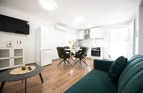 House Ivan - Image 2