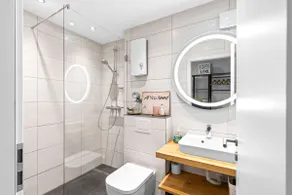 Apartment harmony with pool and fitness - Image 4
