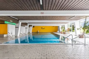 Apartment harmony with pool and fitness - Image 5