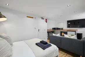 Sleek Hotel-Style Lower Level Studio - Image 2