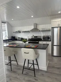 Lacey’s Loft - Image 2