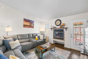 Cozy & Pet Friendly & Peloton - Image 3