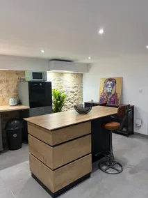 Modern cozy single-story apartment - Image 4
