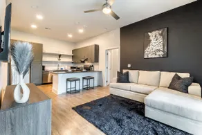 Modern 2BR | Gym, gated | 20 min to downtown ATX - Image 2