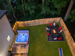 Queen City Game House | Hot Tub | Sleeps 16 - Image 4
