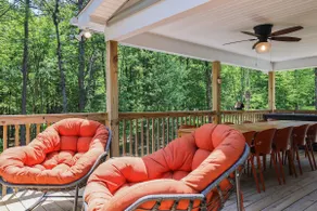 7 beds sleeps 12, 85” TV, Hot Tub, Arcade room! - Image 5