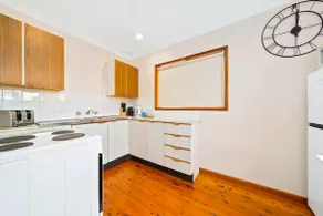 Godfrey's Cottage - Image 2