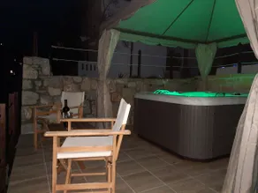 Iordanis house- Traditional House in old Alonnisos - Image 2