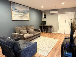 Cozy 1BR Retreat | Near Transit, Dining & Parking! - Image 2