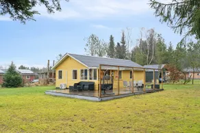 Cottage with large wooden terrace - Image 2