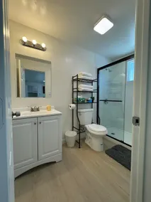 Private 2BR+2BA unit w/ kitchen - Image 5