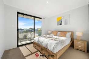 Urban 2-Story | CBD-Curtin Uni-Food Strip-Airport - Image 3
