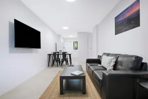 Leafy Hideout - Quiet Comfort near Riverfront and CBD - Image 4