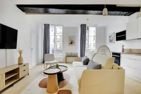 Bright Flat in Central Le Marais - Image 5